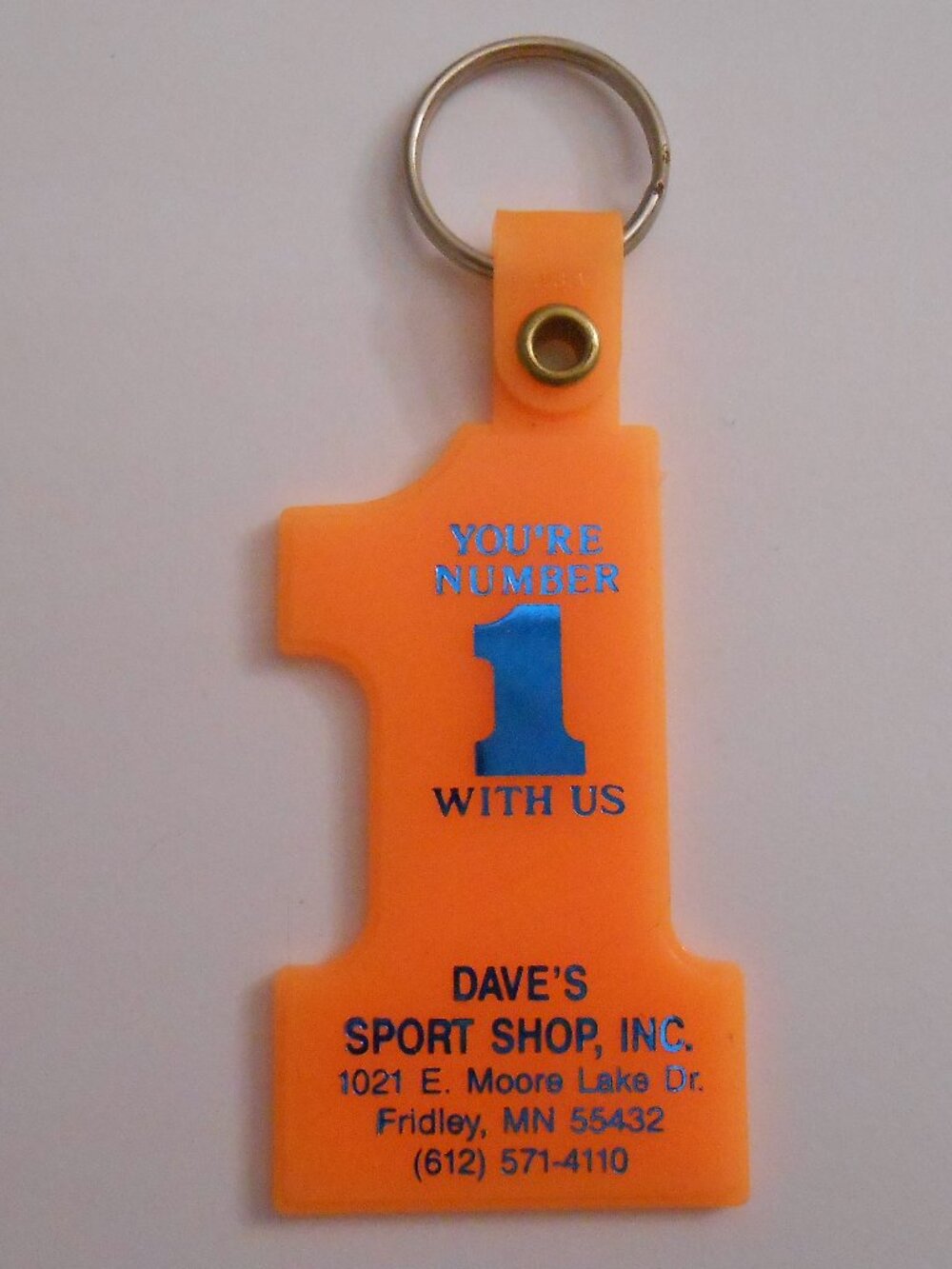 Vintage Advertising Keychain, Dave's Sports Shop, Fridley, MN, Orange/Blue, #1